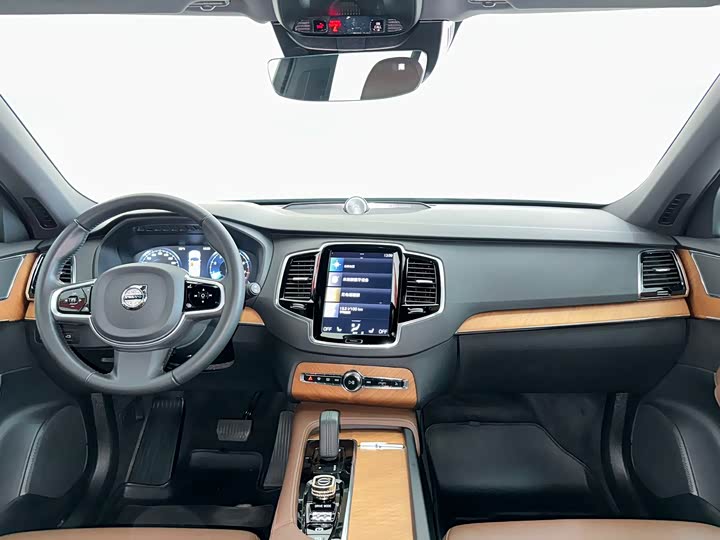 Volvo XC90 2021 B 6 7 — фото 21