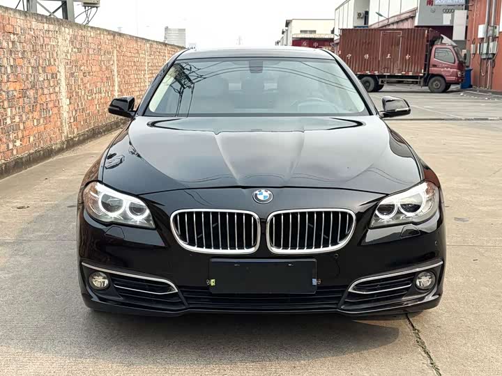 BMW 5-Series 2014 525 Li — фото 11