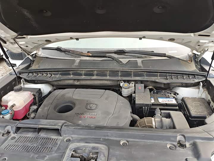 Changan CS95 2017 2.0 T 2 WD — фото 20