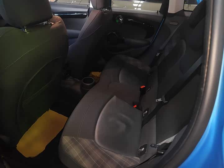MINI Hatch — фото 17