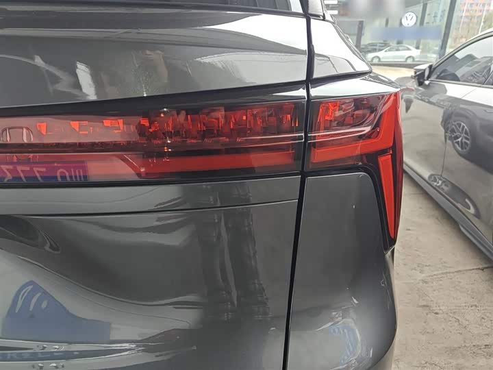 Changan CS75 PLUS 2023 1.5 T ATElite — фото 8