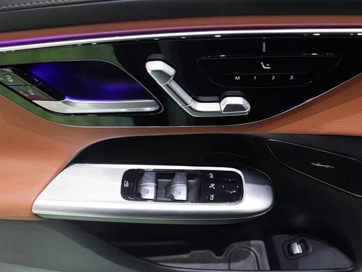 Mercedes-Benz GLC 2024 GLC 260 L 4 MATIC Luxury 5 — фото 19