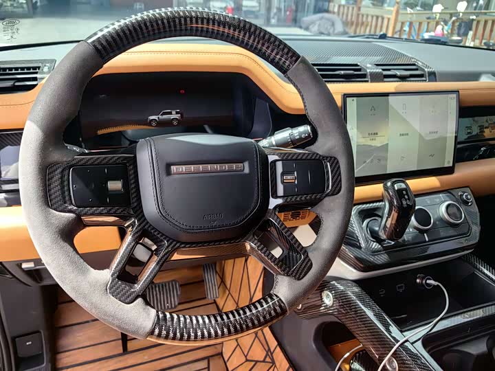 Land Rover Defender — фото 16