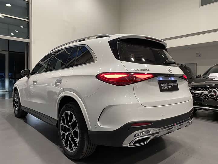 Mercedes-Benz GLC 2024 GLC 260 L 4 MATIC Luxury 5 — фото 16