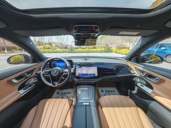 Mercedes-Benz E-Class 2026 E 300 L Luxury — фото 5