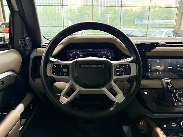 Land Rover Defender — фото 13