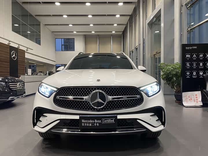 Mercedes-Benz GLC 2024 GLC 260 L 4 MATIC Luxury 5 — фото 2
