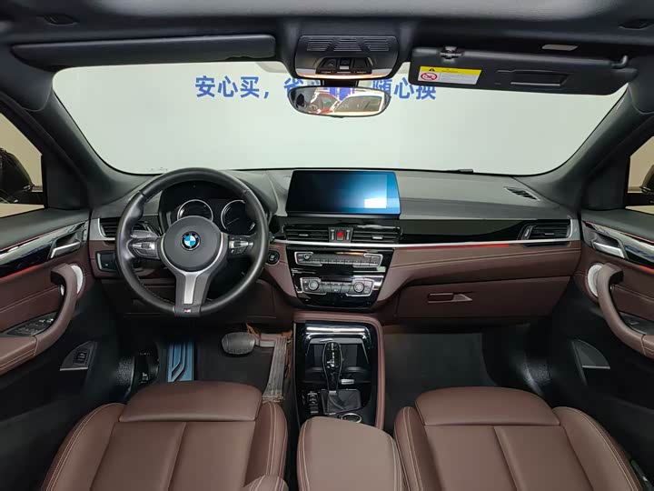 BMW X2 2020 s Drive 25i Leading M — фото 18