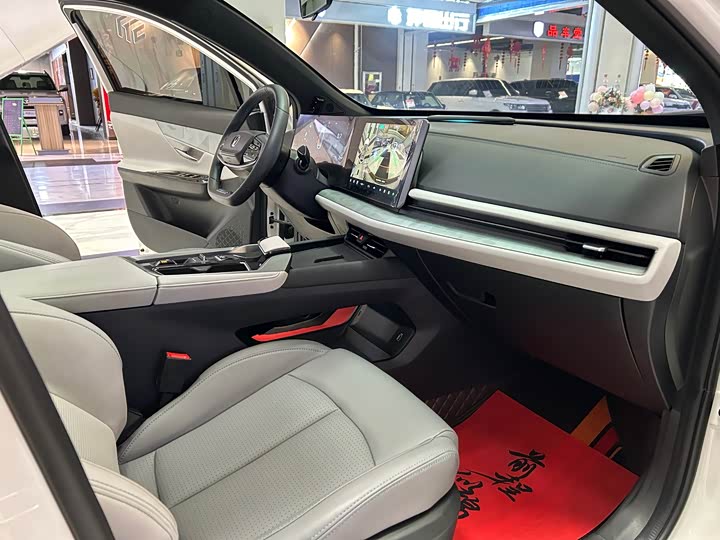 Changan UNI-T 2023 1.5 T Premium — фото 10
