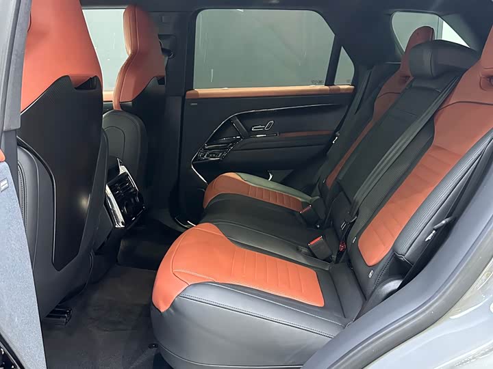Land Rover Range Rover Sport — фото 12
