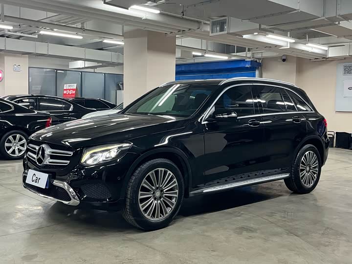Mercedes-Benz GLC 2016 GLC 260 4 MATIC Luxury