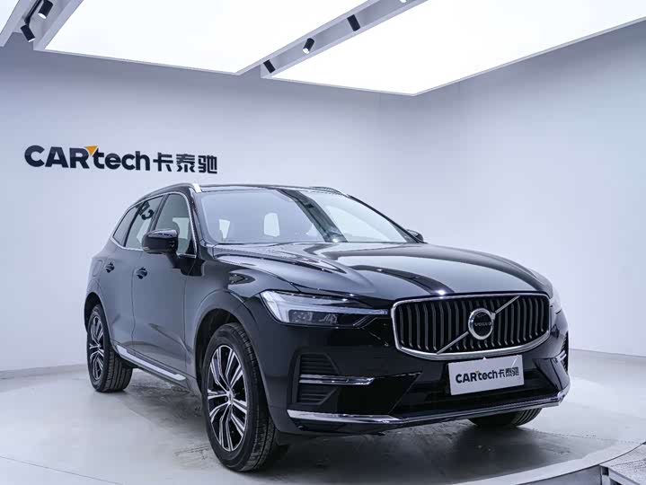 Volvo XC60 2022 B 5 4 WD — фото 7