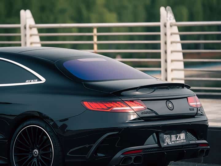 Mercedes-Benz S-Class 2018 AMG S 63 4 MATIC+ Coupe — фото 11