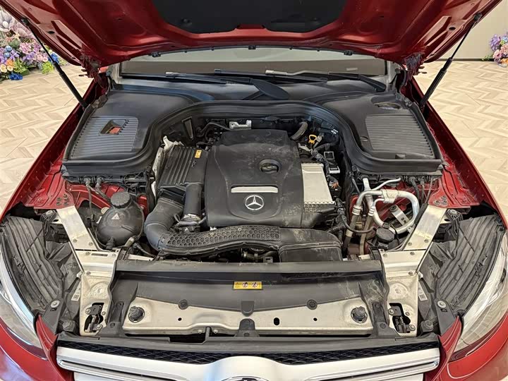 Mercedes-Benz GLC 2018 GLC 260 4 MATIC Luxury — фото 12