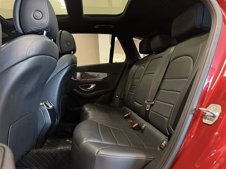Mercedes-Benz GLC 2018 GLC 260 4 MATIC Luxury — фото 19