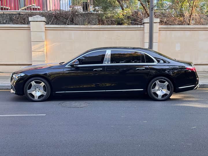 Maybach S-Class 2023 S 480 4 MATIC — фото 4