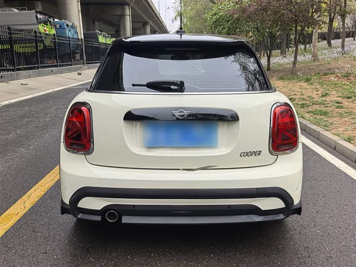 MINI Hatch — фото 12