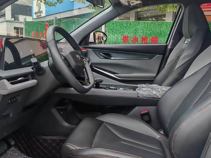 Changan CS75 PLUS 2022 1.5 T ATPremium — фото 4