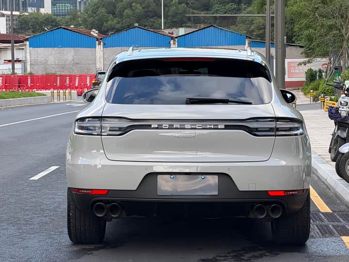 Porsche Macan 2022 Macan 2.0 T — фото 5