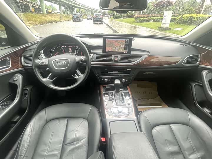 Audi A6L TFSI комфорт — фото 7
