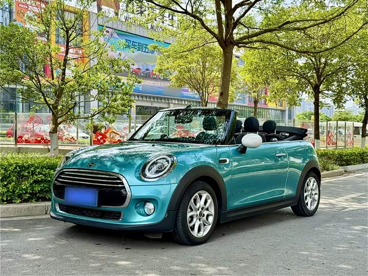 MINI Cabrio — фото 1