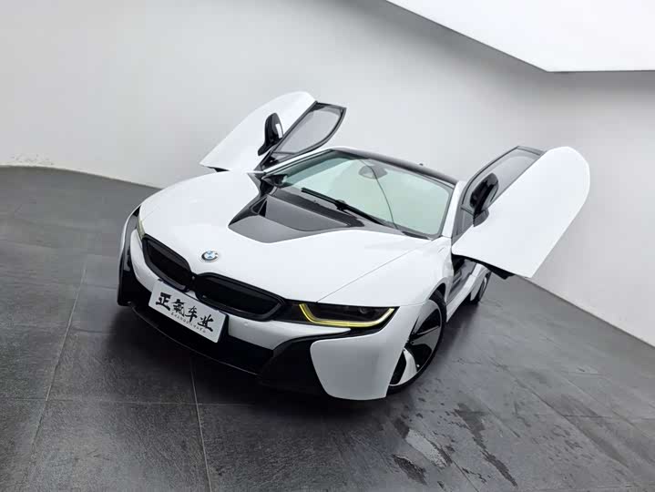 BMW i8 2014 Standard — фото 3