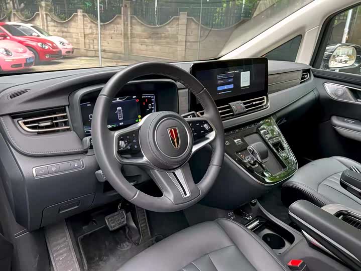 Hongqi HQ9 PHEV 2024 2.0 T 4 WD — фото 7
