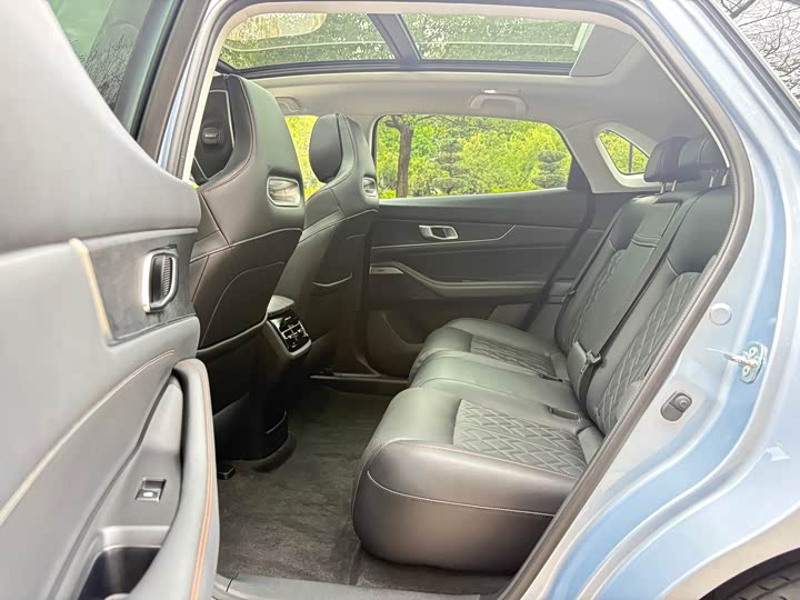 Changan UNI-K 2021 2.0 T Premium — фото 12