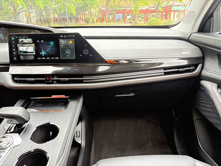 Changan UNI-K 2021 2.0 T Premium — фото 22
