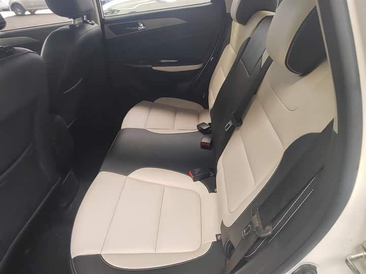 Changan CS35 2017 1.6 L MTLuxury — фото 14