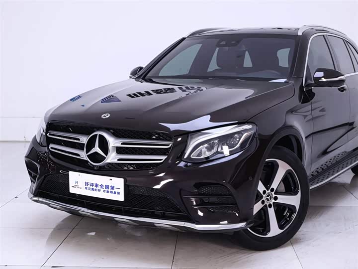 Mercedes-Benz GLC 2019 GLC 260 L 4 MATIC Luxury — фото 3