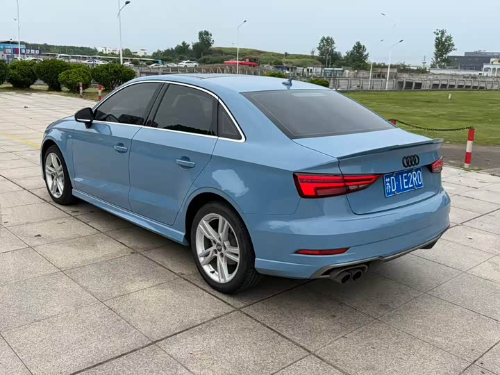 Audi A3 2018 30 Limousine 35 TFSI — фото 7