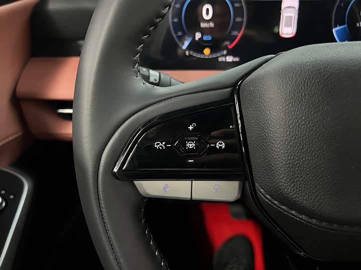 Changan CS75 PLUS 2025 1.5 T — фото 23