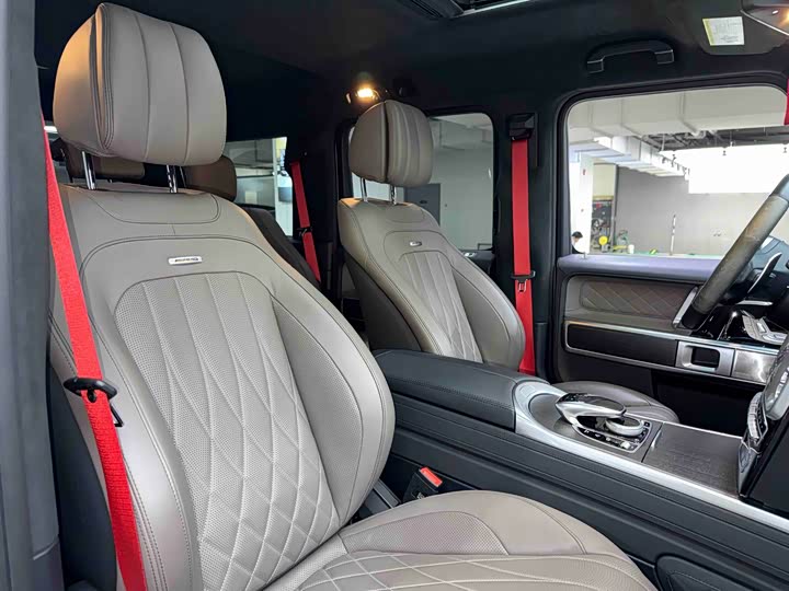 Mercedes-Benz G-Class 2022 AMG G 63 — фото 24