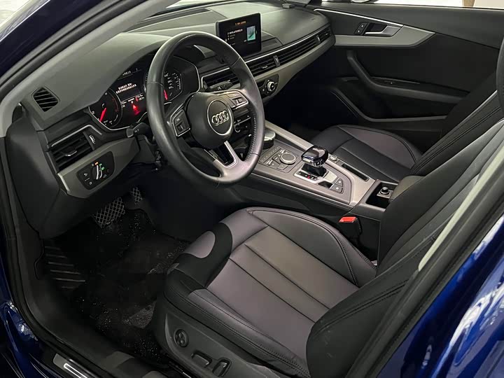 Audi A4L 30 40 TFSI базовая — фото 9