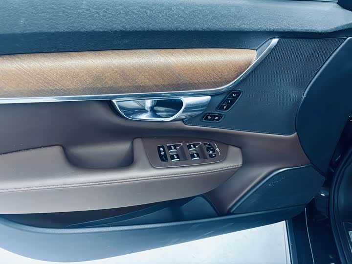 Volvo S90 2025 B 5 — фото 14
