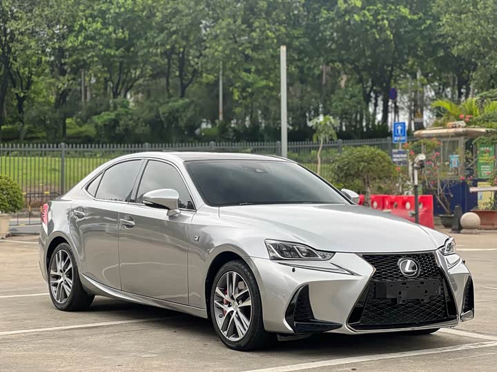 Lexus IS 2017 300 F SPORT — фото 3