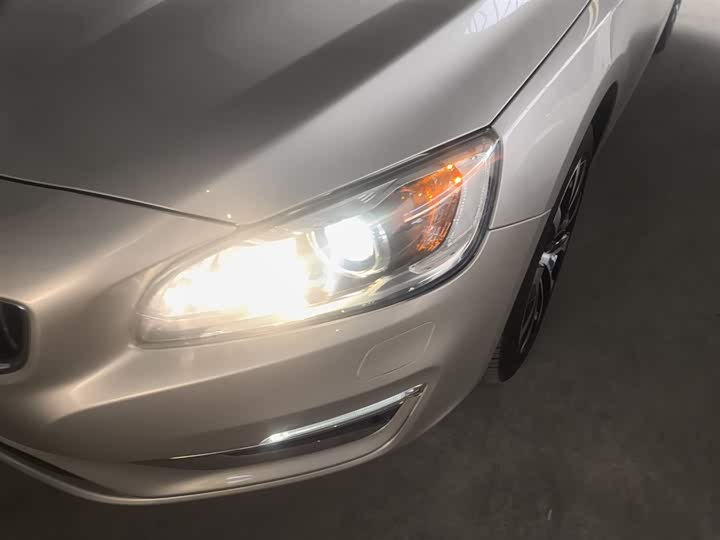 Volvo S60 2019 S 60 L T 5 — фото 18