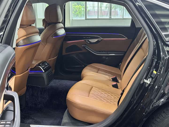 Audi A8 2023 A 8 L 50 TFSI quattro — фото 19