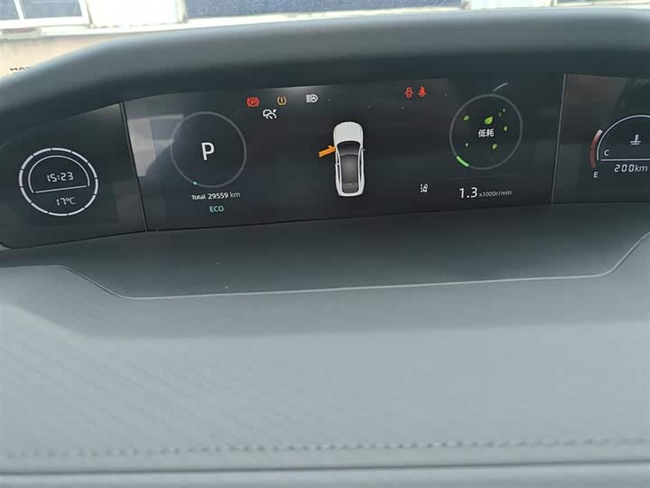Changan UNI-V 2022 1.5 T — фото 12