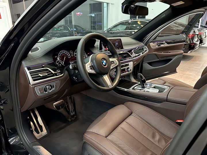 BMW 7-Series 2018 730 Li Leading M — фото 7