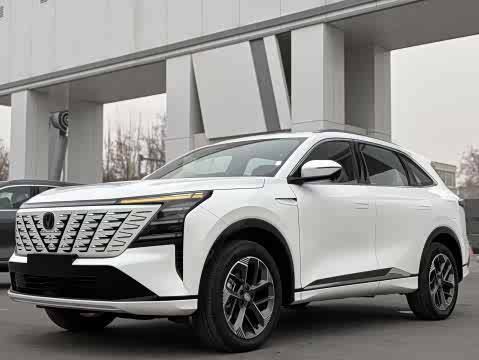 Changan CS75 PLUS 2025 1.5 T — фото 10