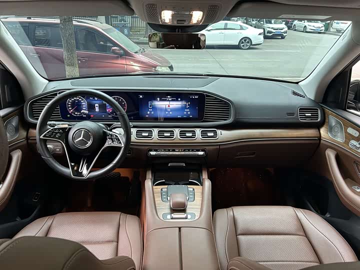 Mercedes-Benz GLE — фото 9