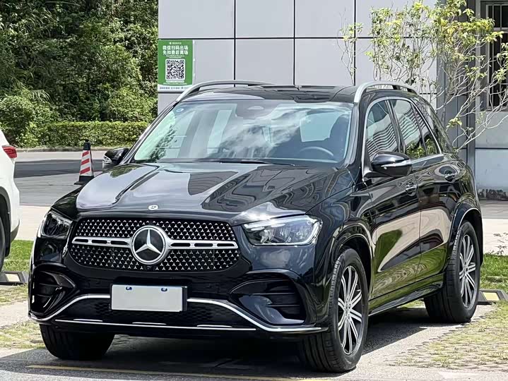 Mercedes-Benz GLE — фото 1
