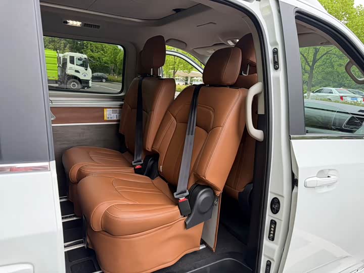SAIC Maxus 2019 2.0 TGI — фото 23