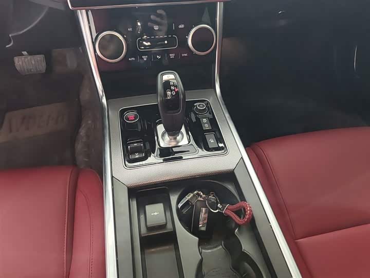 Jaguar XEL 2021 2.0 T 250 PS R-DYNAMIC S — фото 14