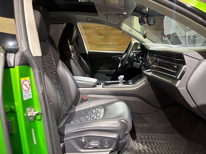 Audi RS Q8 2022 RS Q 8 4.0 T — фото 23