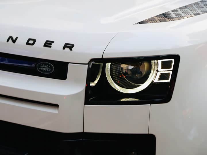 Land Rover Defender — фото 7