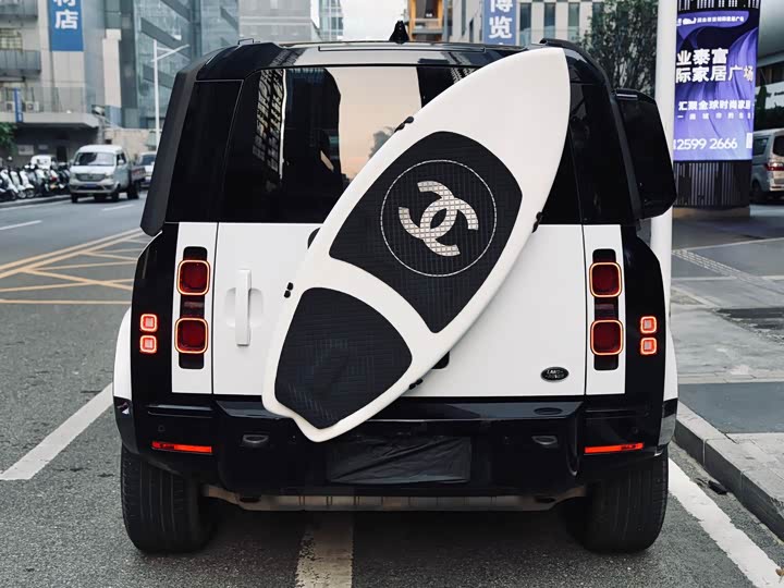 Land Rover Defender — фото 4