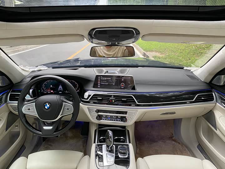 BMW 7-Series 2022 740 Li x Drive — фото 6